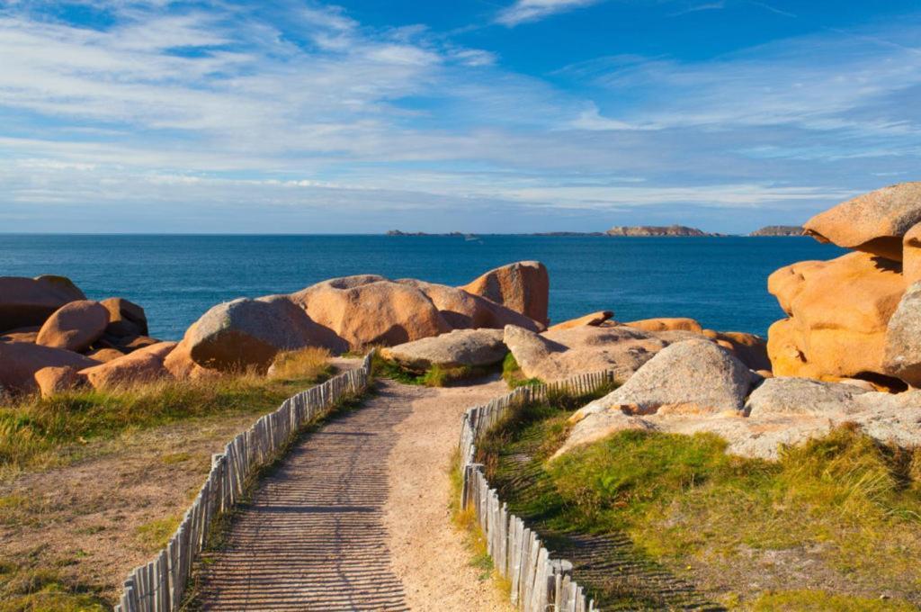 Castel Beau Site Hotel Perros-Guirec Bagian luar foto